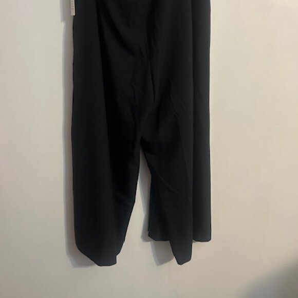 Eloquii Black wide leg drape front with belt loops trouser, size 20 - Picture 3 of 6